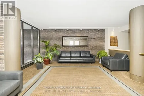 71 Somerset Street West Ottawa ON K2P 2G2