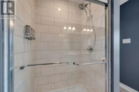 213 Esturgeon Street Ottawa ON K4A 1G3