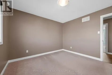 213 Esturgeon Street Ottawa ON K4A 1G3