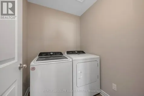 213 Esturgeon Street Ottawa ON K4A 1G3