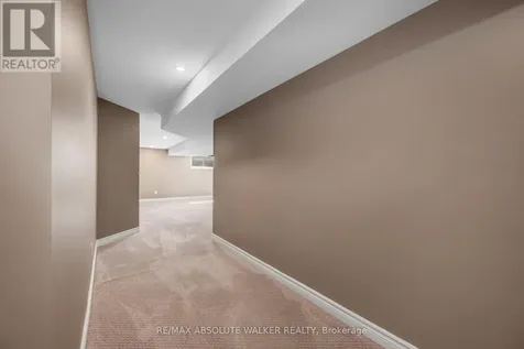 213 Esturgeon Street Ottawa ON K4A 1G3