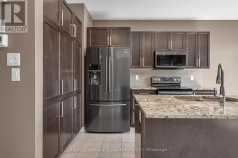 213 Esturgeon Street Ottawa ON K4A 1G3