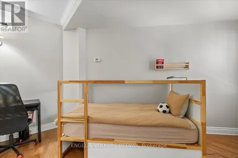 139 Guigues Avenue Ottawa ON K1N 5J1