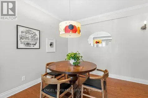 139 Guigues Avenue Ottawa ON K1N 5J1