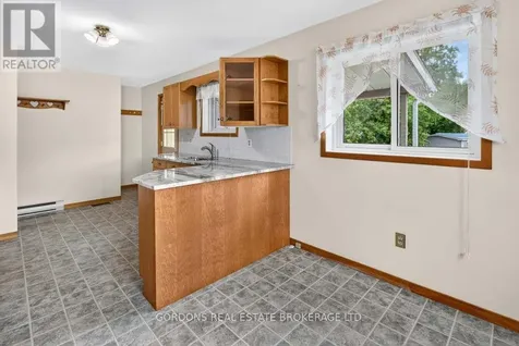 450 Charles Street North Gananoque ON K7G 1V7