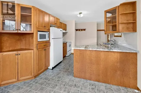 450 Charles Street North Gananoque ON K7G 1V7