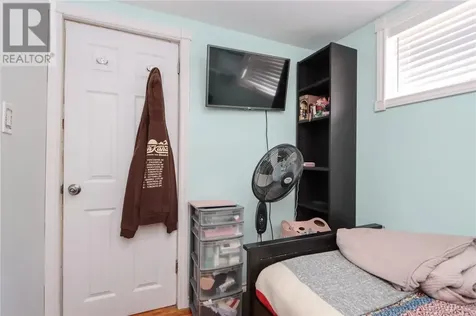 238 Seventh Avenue Lively ON P3Y 1M5