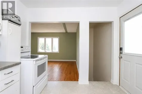 238 Seventh Avenue Lively ON P3Y 1M5