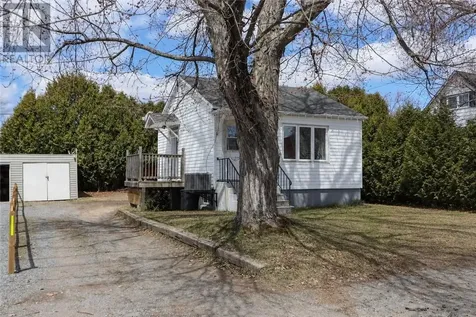 238 Seventh Avenue Lively ON P3Y 1M5