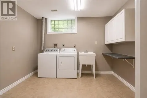 4371 Leger Crescent Hanmer ON P3P 1Y5