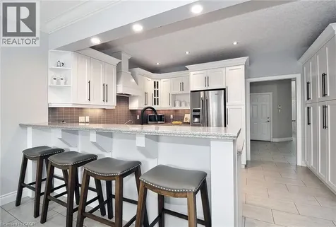 3 Lockwood Street Cambridge ON N1P 0A5