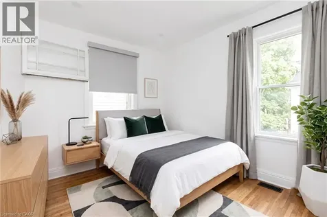 295 Keswick Court Hamilton ON L8K 2S6