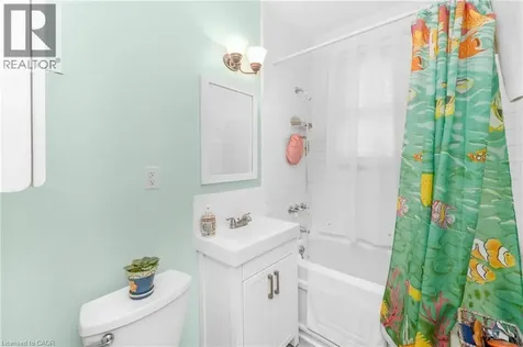 295 Keswick Court Hamilton ON L8K 2S6