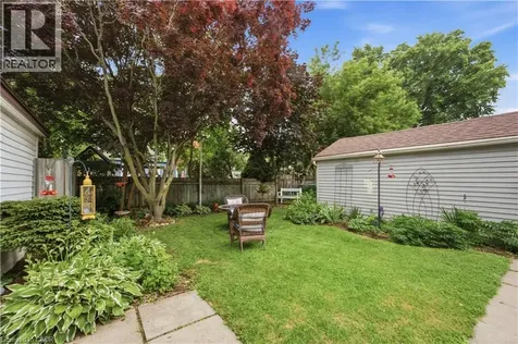 81 Vale Avenue St. Catharines ON L2R 1T5