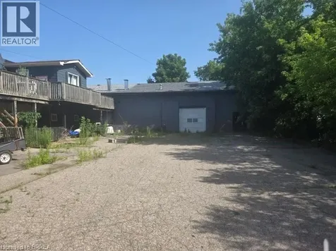 249 Murray Street Brantford ON N3S 5S4