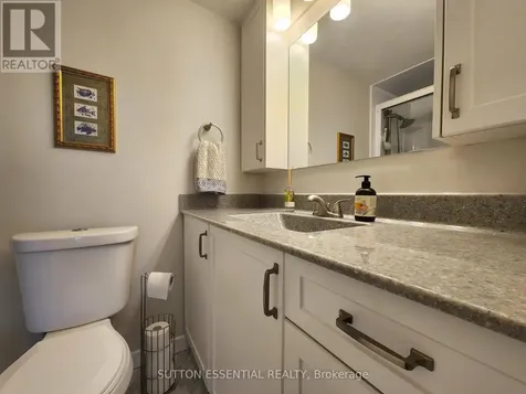 109 King Street East Brockville ON K6V 1B8