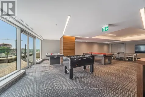 805 Carling Avenue Ottawa ON K1S 5W9