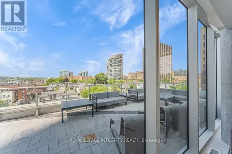 805 Carling Avenue Ottawa ON K1S 5W9