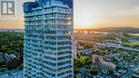 805 Carling Avenue Ottawa ON K1S 5W9