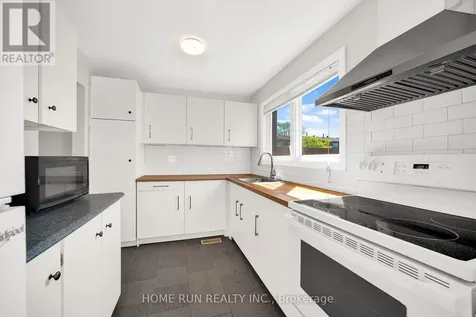 2111 Montreal Road Ottawa ON K1J 8M8