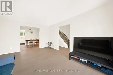 2111 Montreal Road Ottawa ON K1J 8M8