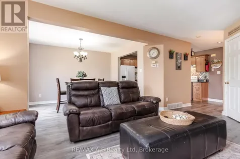 108 Walsh Crescent Stratford ON N5A 7X7