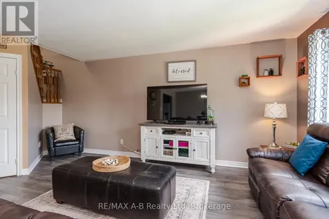 108 Walsh Crescent Stratford ON N5A 7X7