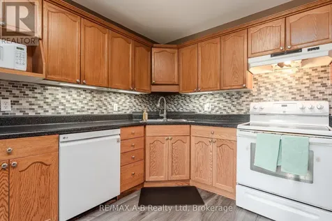 108 Walsh Crescent Stratford ON N5A 7X7