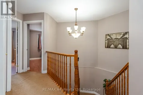 108 Walsh Crescent Stratford ON N5A 7X7