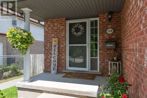 108 Walsh Crescent Stratford ON N5A 7X7