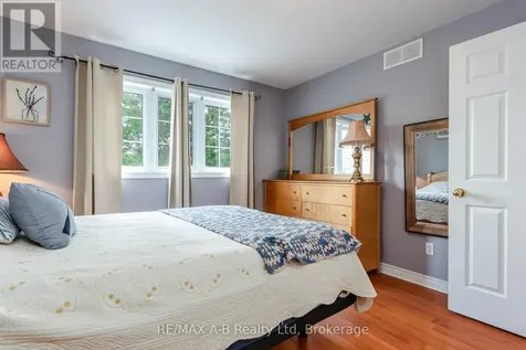 108 Walsh Crescent Stratford ON N5A 7X7