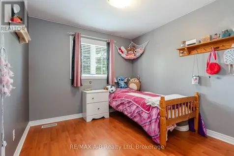 108 Walsh Crescent Stratford ON N5A 7X7