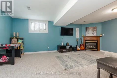 108 Walsh Crescent Stratford ON N5A 7X7