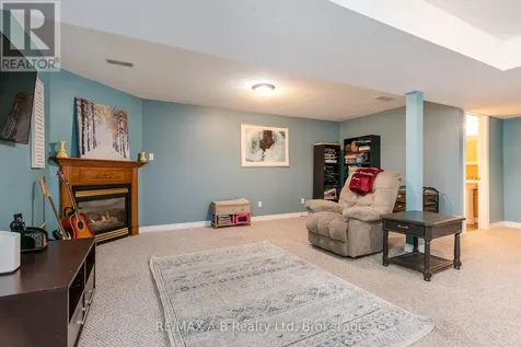 108 Walsh Crescent Stratford ON N5A 7X7