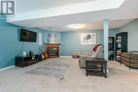 108 Walsh Crescent Stratford ON N5A 7X7