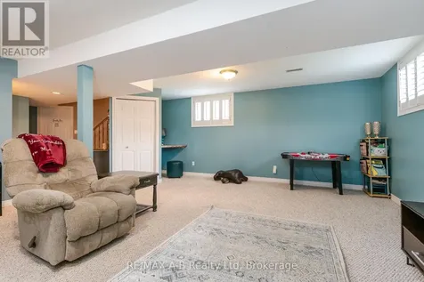 108 Walsh Crescent Stratford ON N5A 7X7