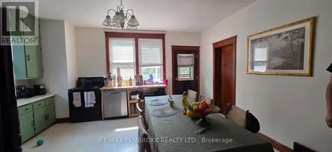 33 Doran Road Petawawa ON K8H 1R1