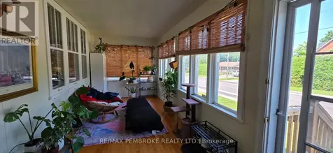 33 Doran Road Petawawa ON K8H 1R1