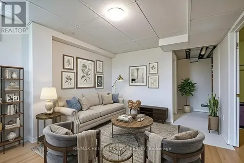 37 Julia Crescent Orillia ON L3V 7Y9