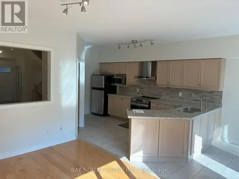 85 Kimono Crescent Richmond Hill (rouge Woods) ON L4S 2G1