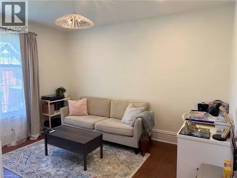 207 Charlton Avenue West Hamilton ON L8P 2E3