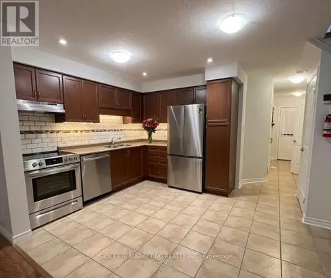24 Lambeth Way Guelph (pineridge/westminster Woods) ON N1L 0H1