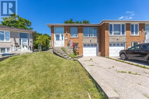 64 Ikley Road Toronto (york University Heights) ON M3J 1C6