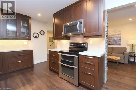 459 Woodview Road Burlington ON L7N 2Z9