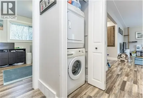 20 Rutherford Drive Kitchener ON N2A 1P7