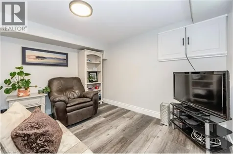 20 Rutherford Drive Kitchener ON N2A 1P7