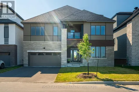 517 Elation Heights Ottawa ON K2J 4J4