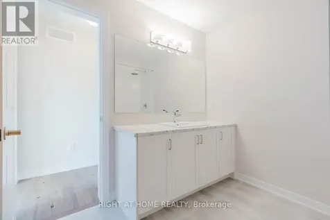 517 Elation Heights Ottawa ON K2J 4J4