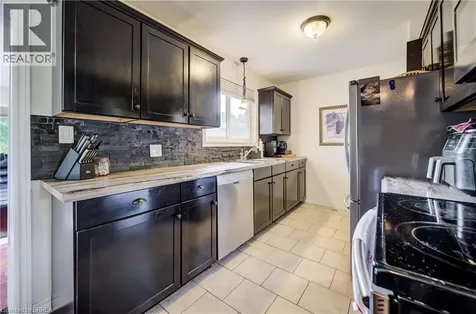 60 Driftwood Drive Brantford ON N3R 3K4