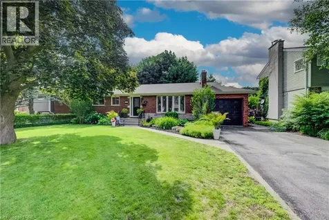 60 Driftwood Drive Brantford ON N3R 3K4
